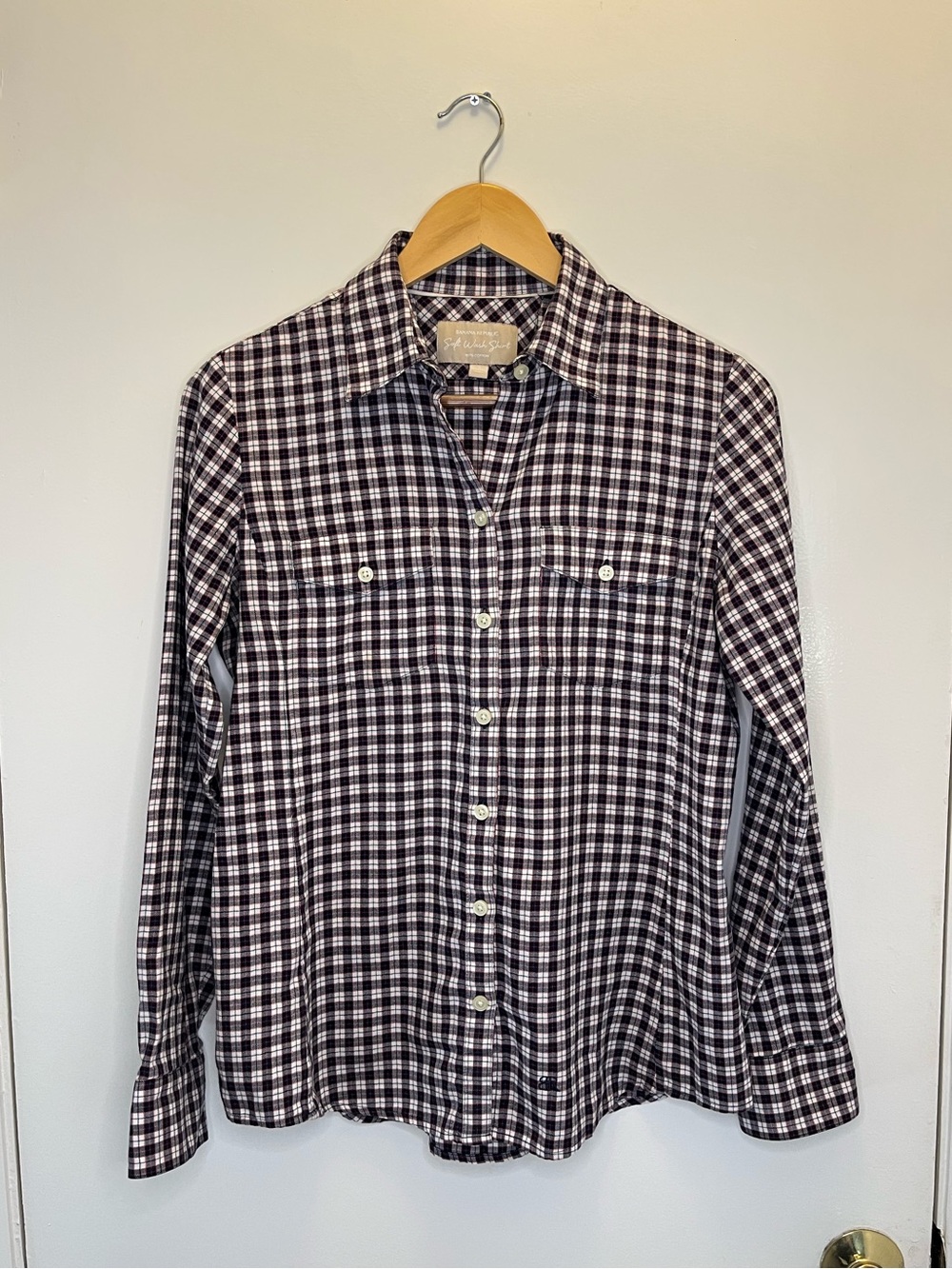 Banana Republic Men’s Soft Wash Shirt Navy and White Casual Button-Down Shirt